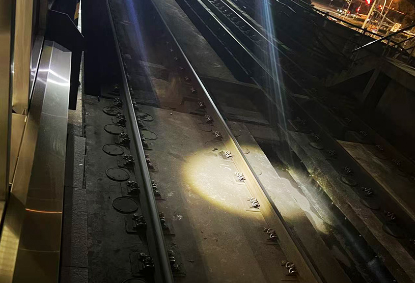 Proyecto de refuerzo de vías de la línea 1 del metro de Shanghái