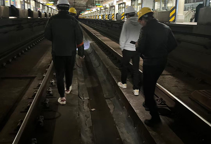 Proyecto de refuerzo de vías de la línea 1 del metro de Shanghái