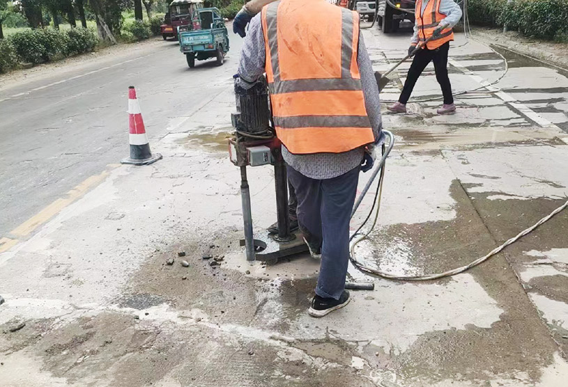 Reparación de carreteras y lechado subterráneo